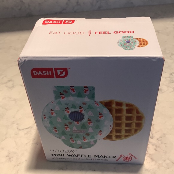 Dash Holiday Mini Waffle Maker - Picture 5 of 5